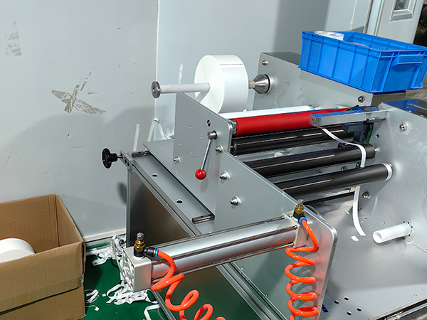 卷軸布生產(chǎn)車間